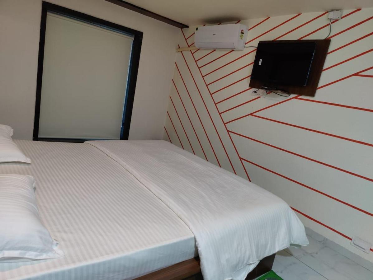 Hotel Sardar Rooms Garudeshwar Exterior photo