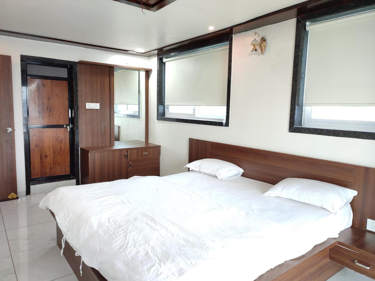 Hotel Sardar Rooms Garudeshwar Exterior photo